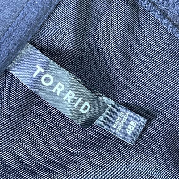 Torrid Ultimate Smoothing T-Shirt Front-Close Bra Black Mesh Back Women's 48 B - Picture 9 of 12